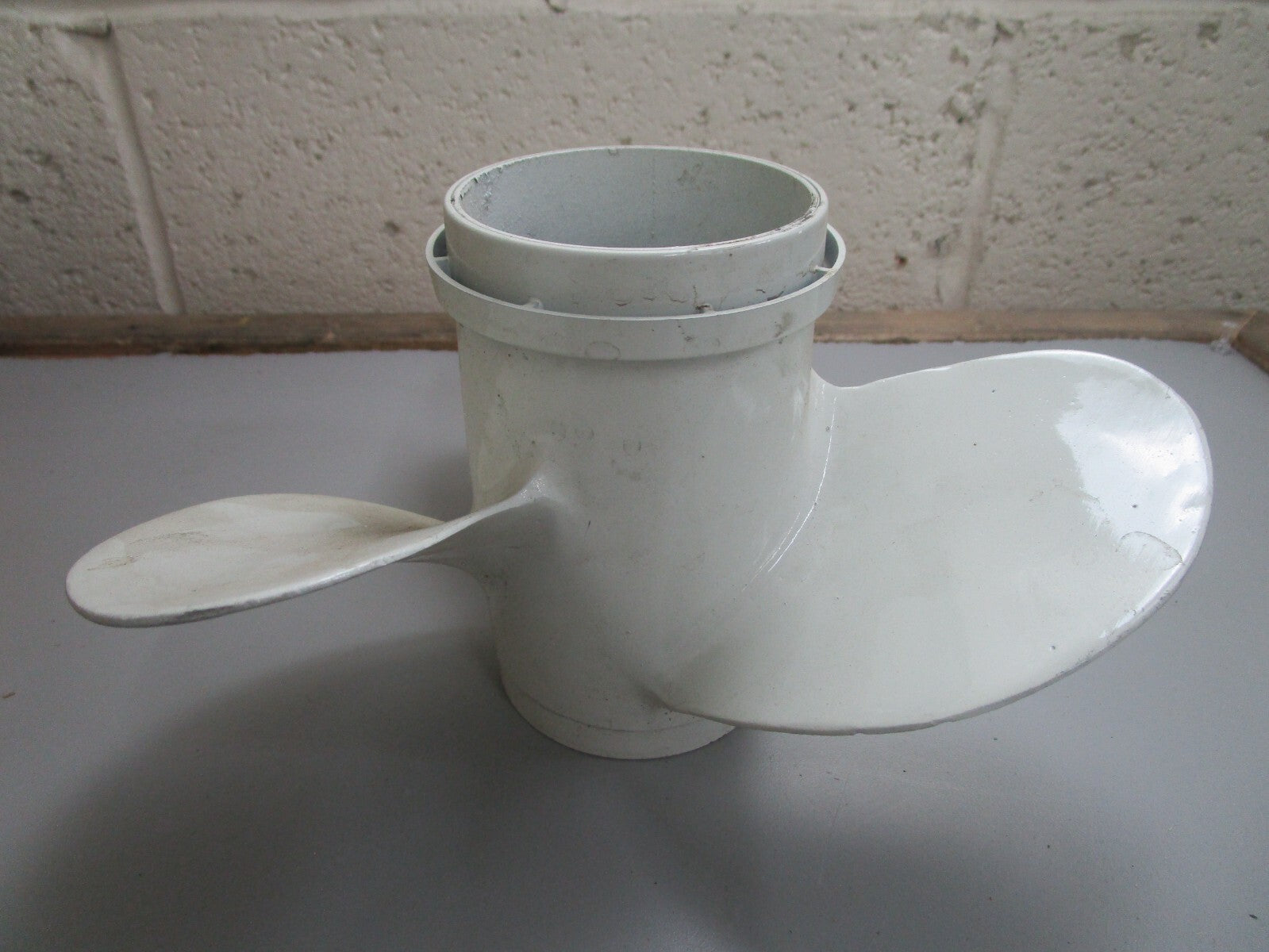 *NEW OEM* 0820 Suzuki 25hp 9¼ × 8 Propeller 58110-93400-01T