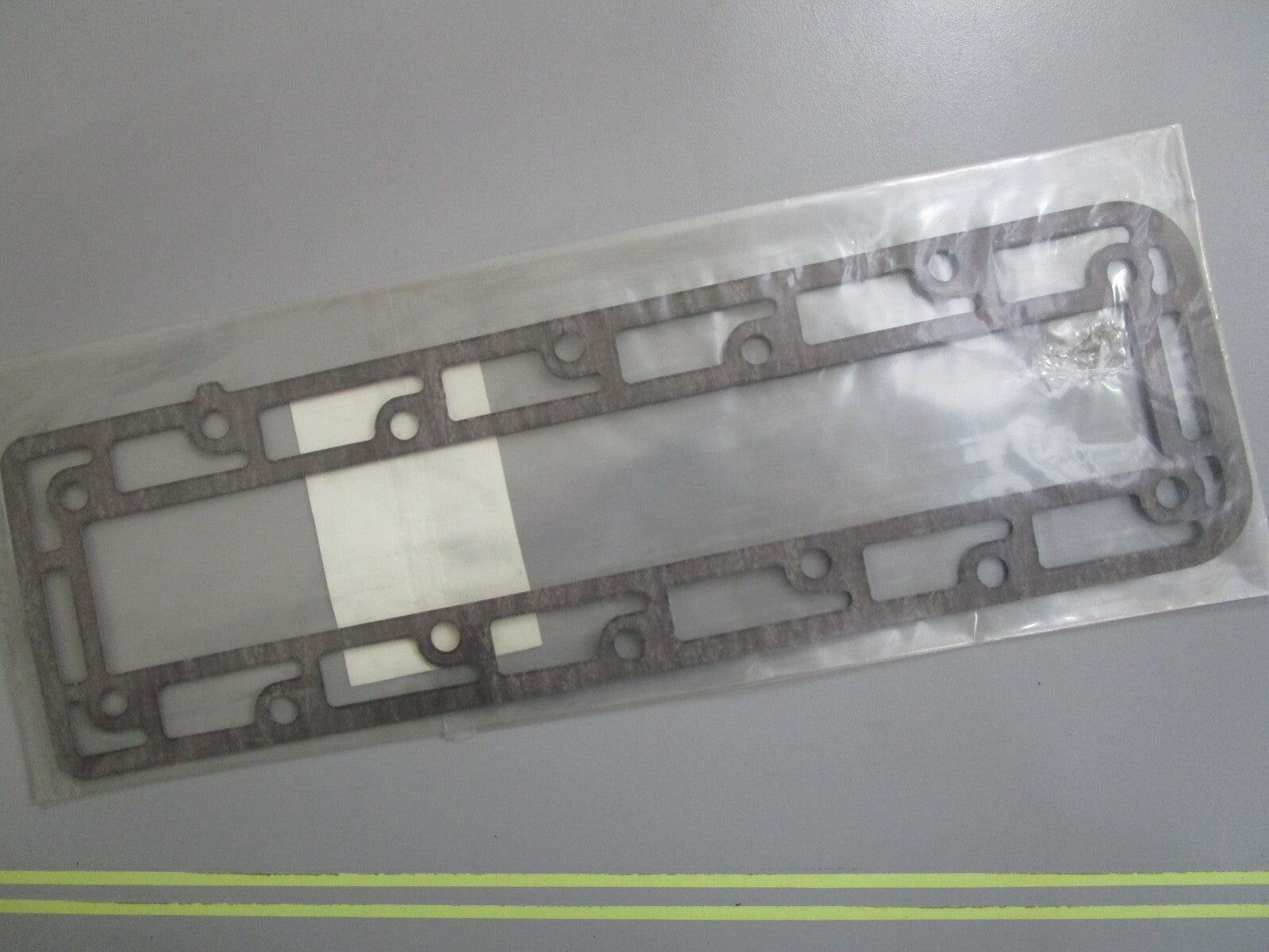 *NEW OEM* 0810 Tohatsu Exhaust Cover Gasket 3C8-02305-2