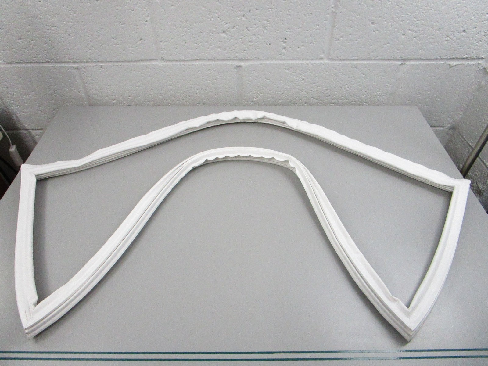 NEW OEM W10830287 Whirlpool Door Gasket 0810