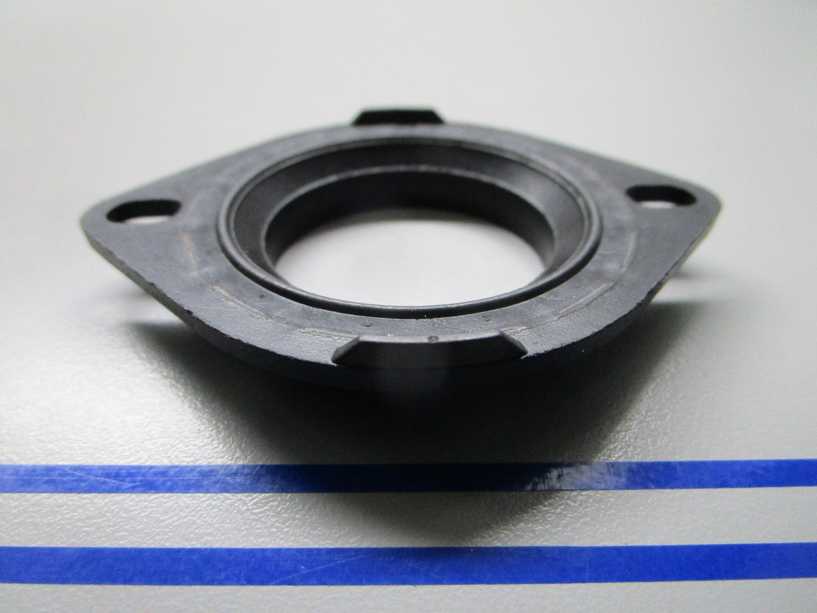 *NEW OEM* 0810 Cummins Seal Carrier 5365350