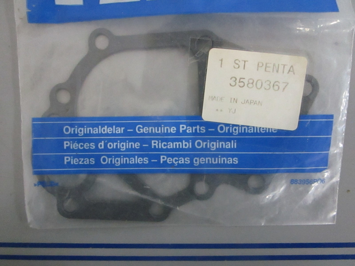 NEW OEM 3580367 Volvo Penta Gasket 0820