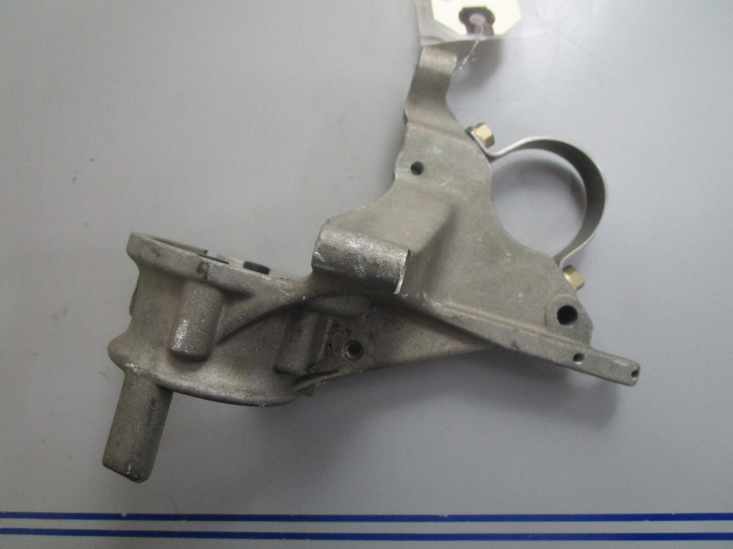 *NEW OEM* 0820 OMC Johnson Evinrude Port Electric Start Bracket 333929 0333929