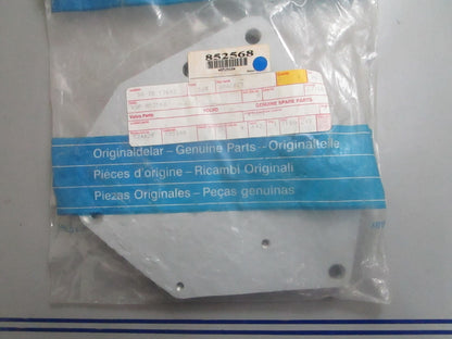 *NEW OEM* 0820 Volvo Penta Bracket 852568