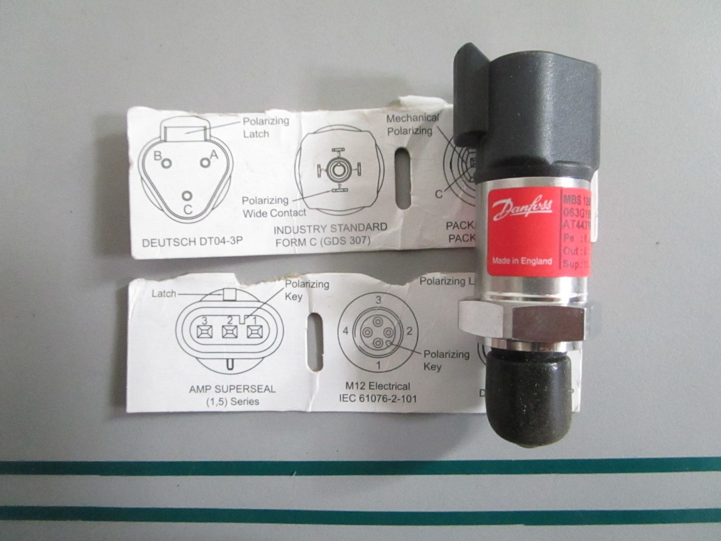 NEW OEM AT443796 John Deere Hydraulic Pump Pressure Sensor 0820
