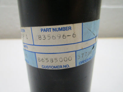 *NEW OEM* 0820 Volvo Penta Ignition Coil 835696