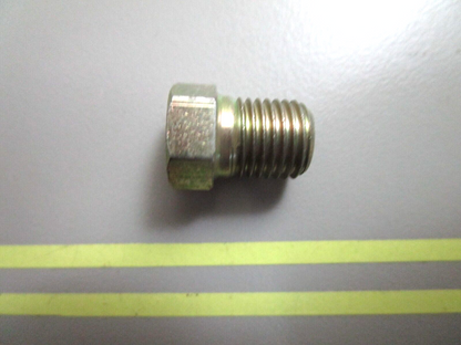 *NEW OEM* 0750 Volvo Penta UNION NUT 87698