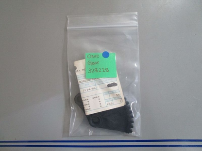 *NEW OEM* 0770 OMC Johnson Evinrude Gear 328228 0328228