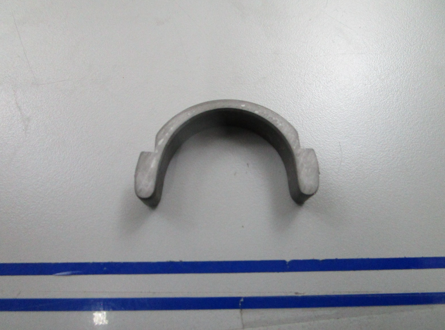 *NEW OEM* 0810 OMC Johnson Evinrude Cradle 321512 0321512