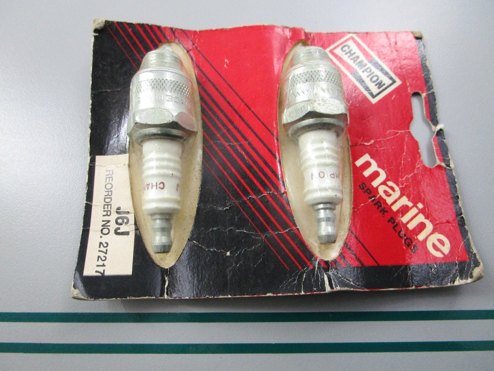 NEW (LOT OF 2) J6J Champion Spark Plug 0810