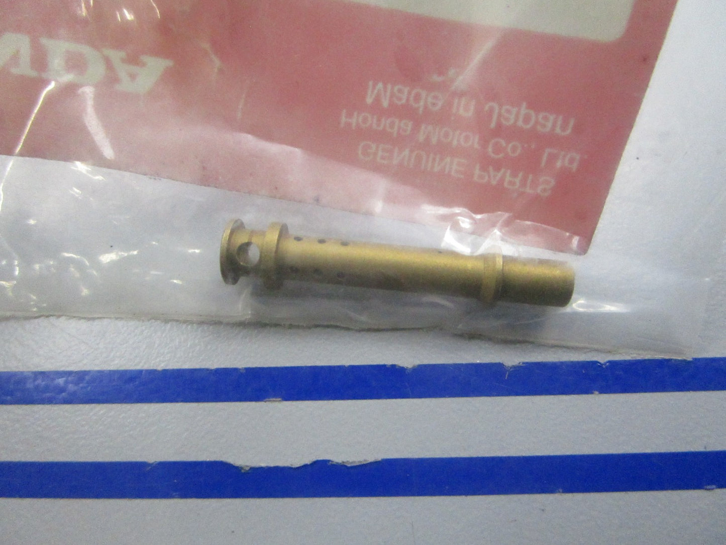 NEW OEM 16166-ZE3-811 Honda Nozzle  0810