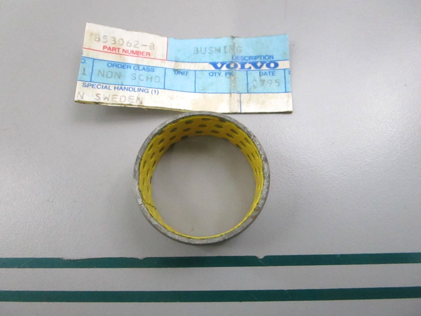 NEW OEM 853062 Volvo Penta Bushing 0810