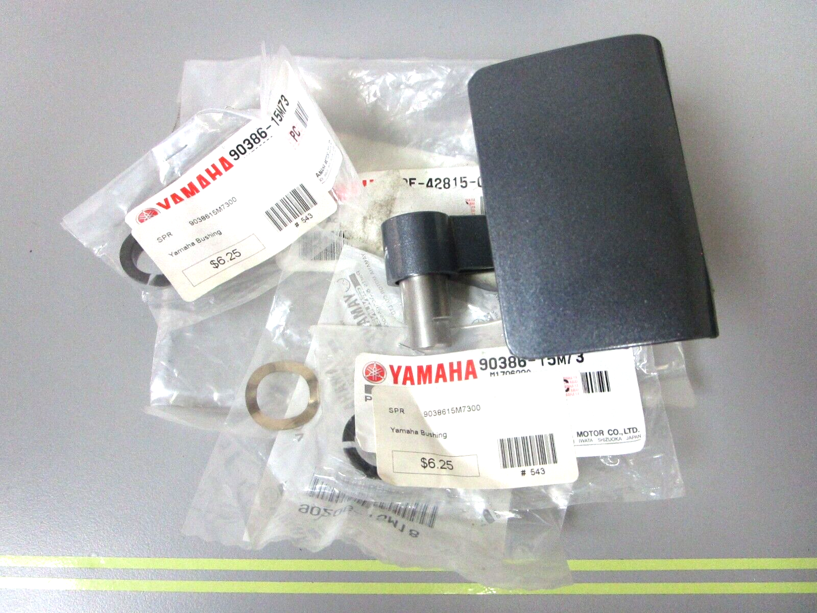 *NEW OEM* 0750 Yamaha CLAMP LEVER 68F-42815-00-8D