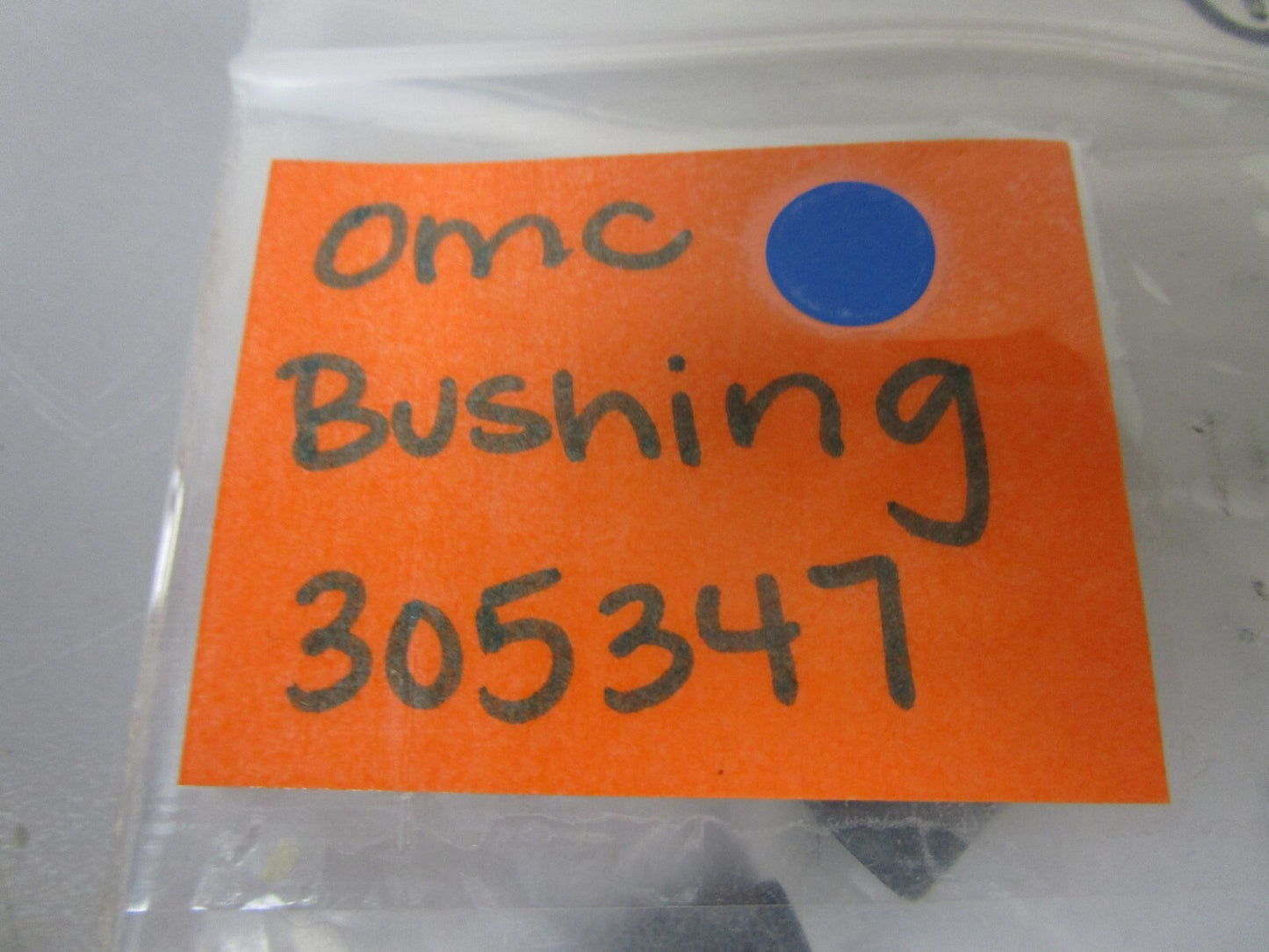 *NEW OEM* 0810 OMC Johnson Evinrude Bushing 305347 0305347