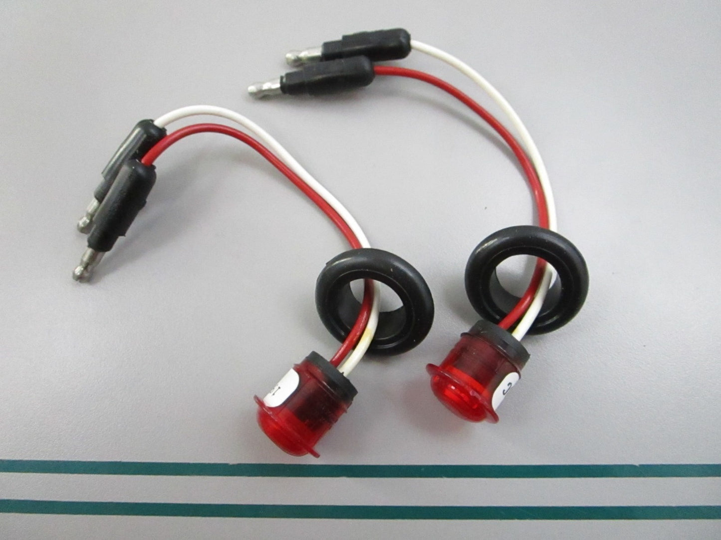 NEW (LOT OF 2) 49332 Grote Red 12V MicroNova Dot LED 0810