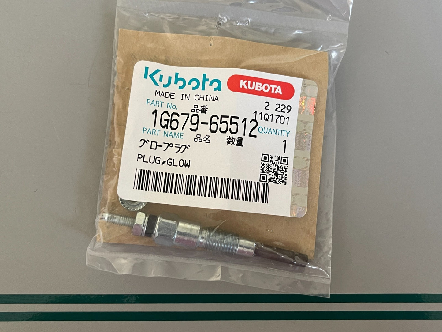 Kubota 1G679-65512 NEW OEM Glow Plug Z602 D902 V1505 V2403 Tractor RTV 0720