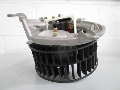 NEW OEM 2108206842 Mercedes-Benz Behr Blower Motor 0820