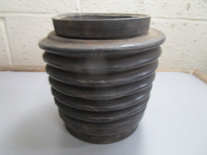 *NEW OEM* 0820 Volvo Penta Bellows 3854127
