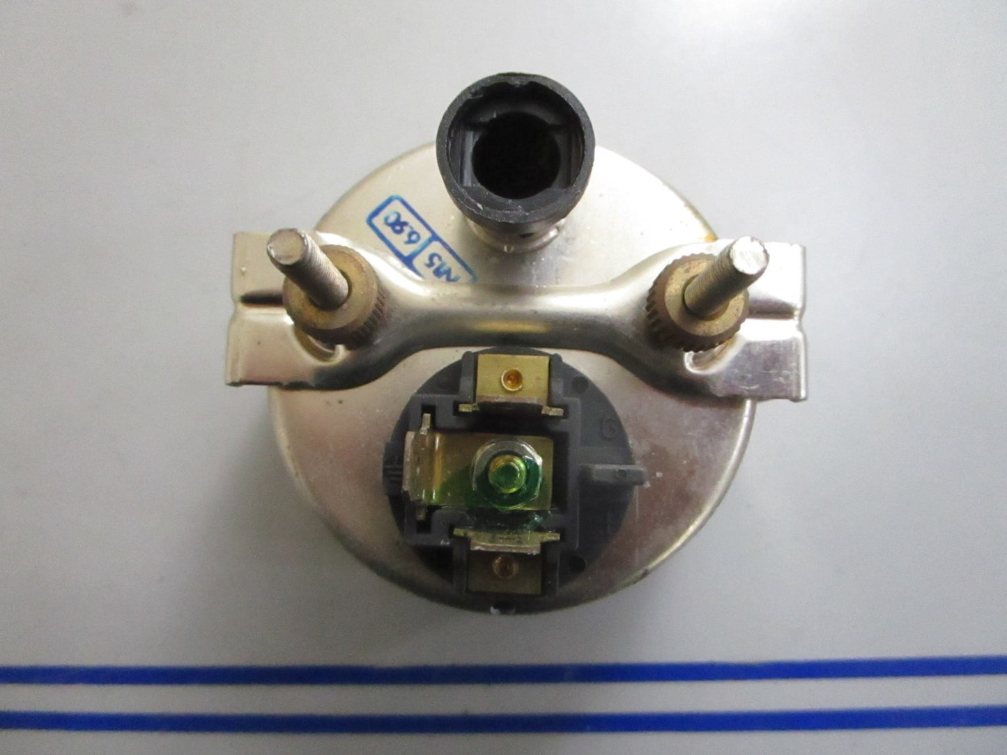 *NEW OEM* 0820 Volvo Penta Oil Pressure Gauge 837757
