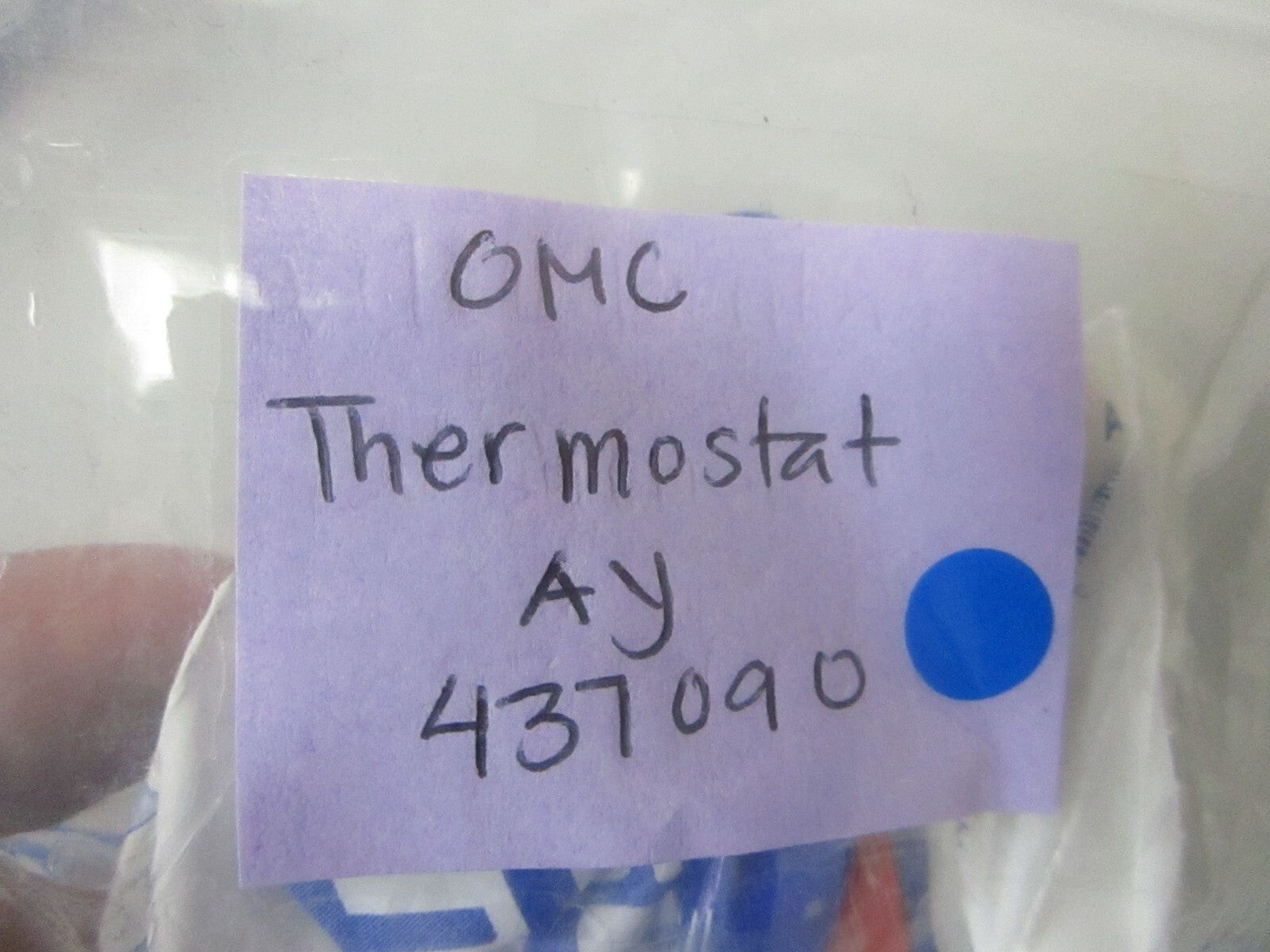 *NEW OEM* 0770 OMC Johnson Evinrude Thermostat Ay 437090 0437090