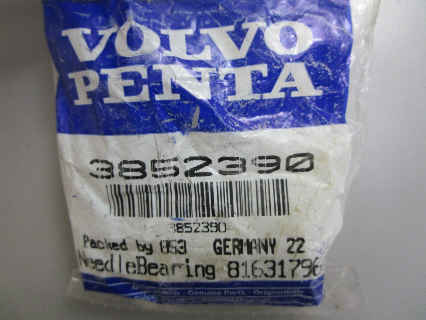 *NEW OEM* 0810 Volvo Penta Needle Bearing 3852390