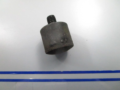 *NEW OEM* 0810 OMC Johnson Evinrude Rubber Mount 321470 0321740