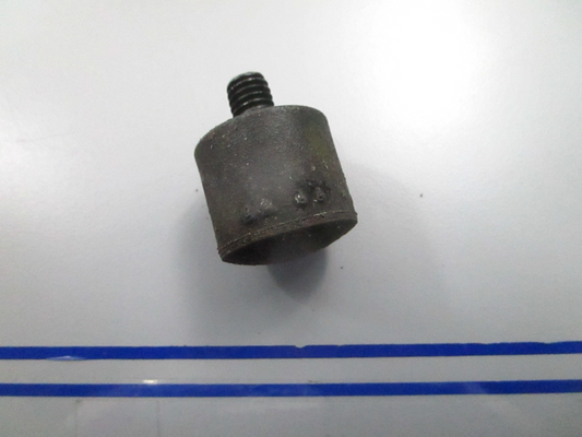 *NEW OEM* 0810 OMC Johnson Evinrude Rubber Mount 321470 0321740