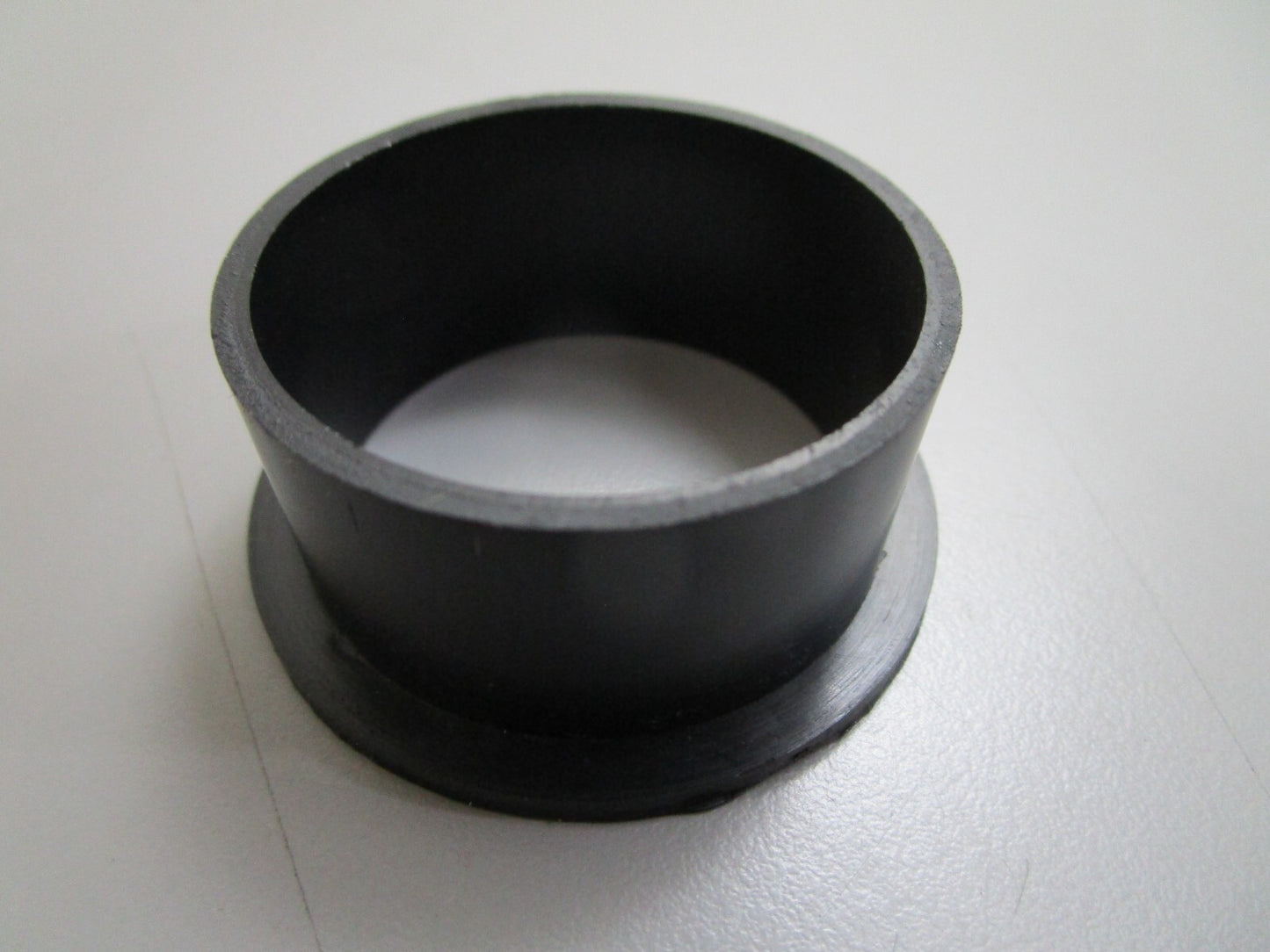 *NEW OEM* 0720 Volvo Penta Bushing 853861