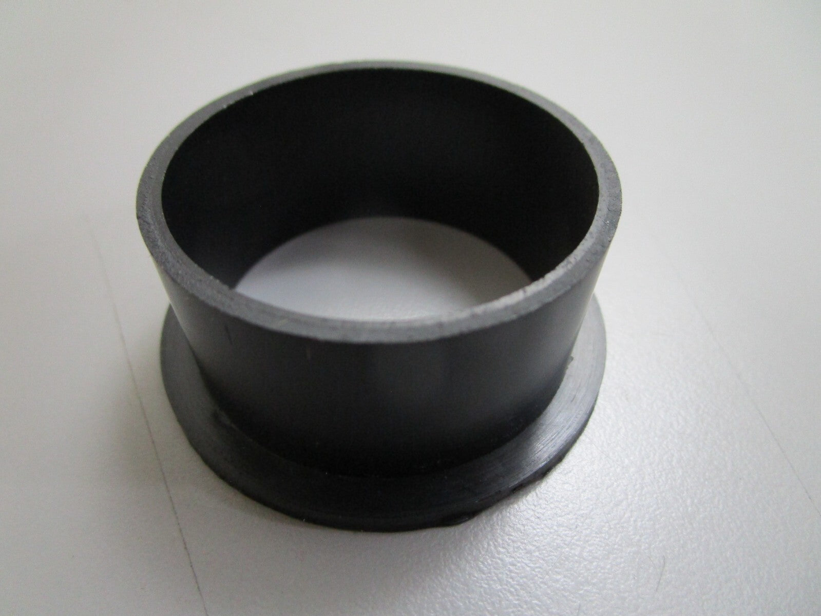 *NEW OEM* 0720 Volvo Penta Bushing 853861