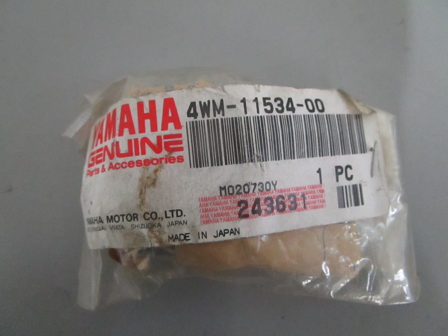 NEW OEM 4WM-11534-00-00 Yamaha Breaker Drive Gear 0820