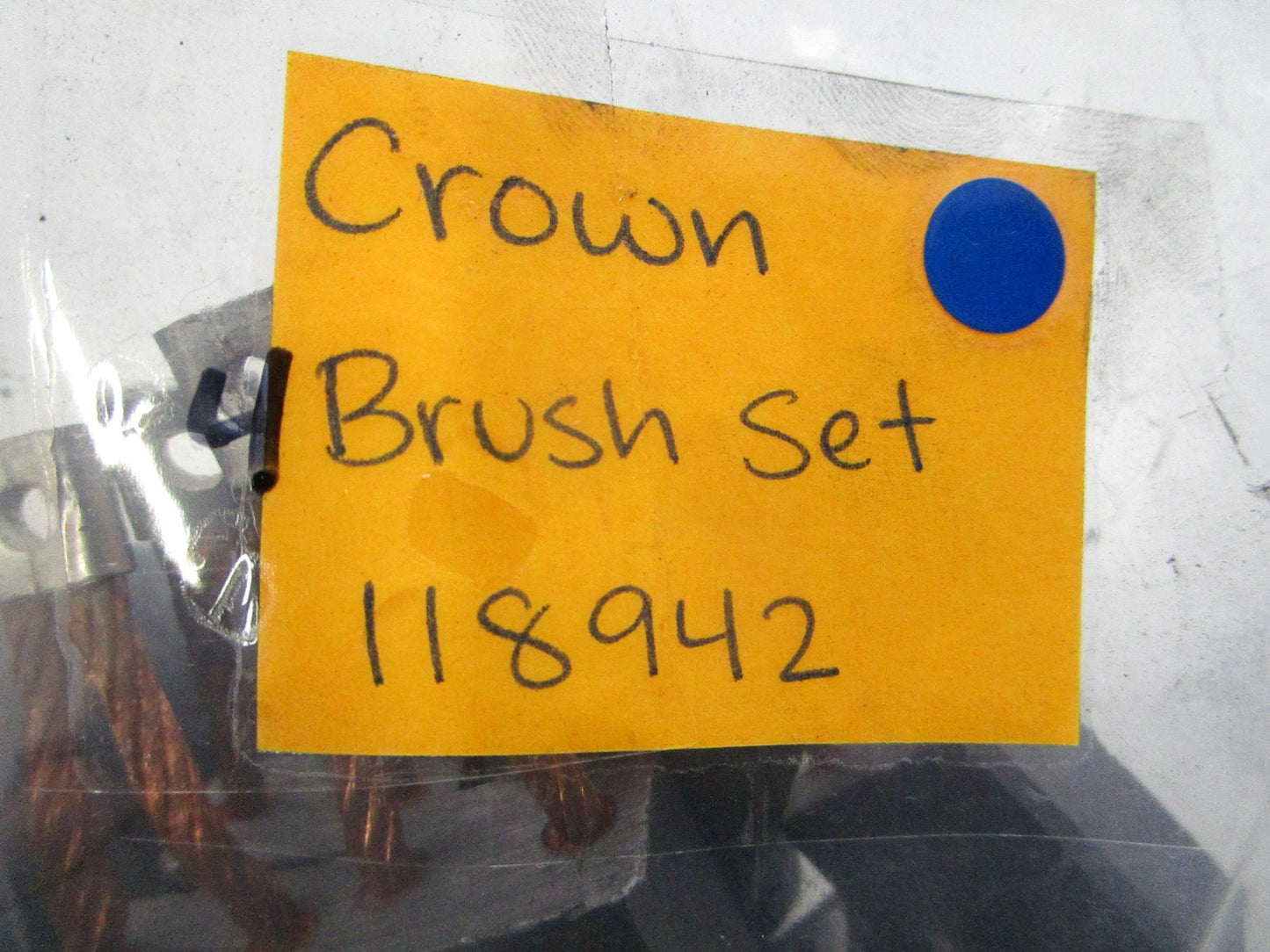 *NEW OEM* 0810 Crown Brush Set 118942