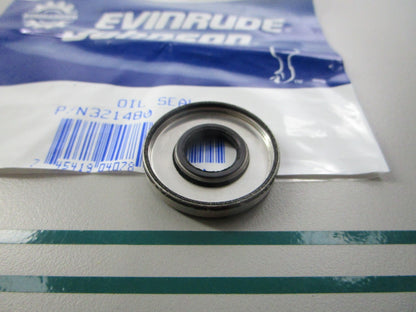 NEW OEM 321480 0321480 OMC Johnson Evinrude Oil Seal 0810