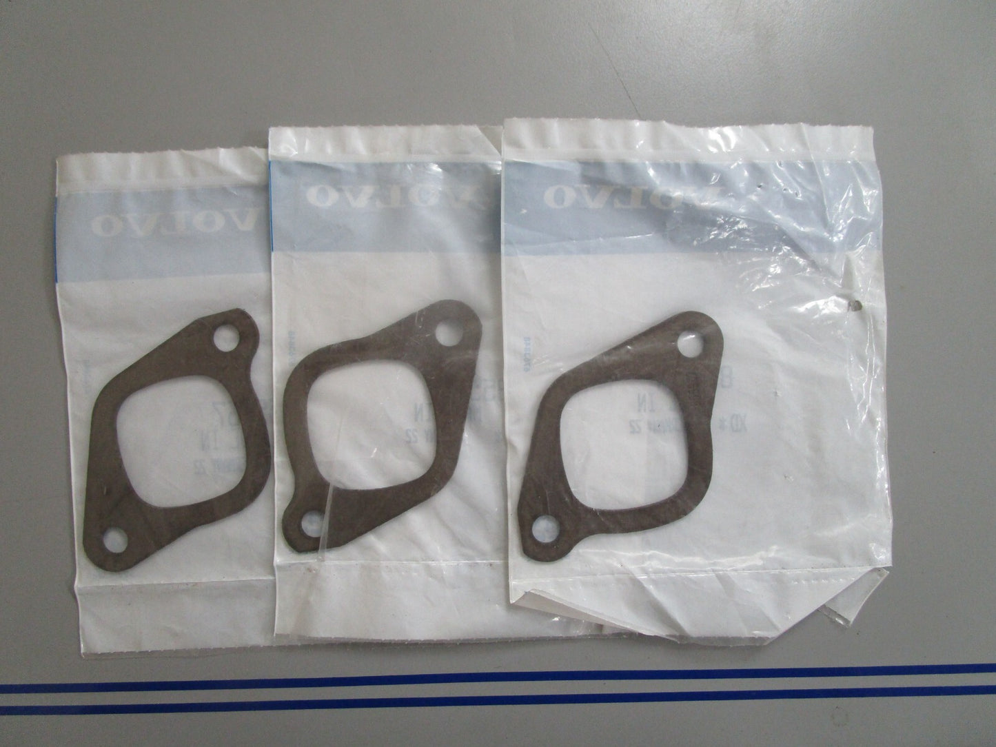 *NEW OEM* (LOT OF 3) 0810 Volvo Penta Gasket 855967