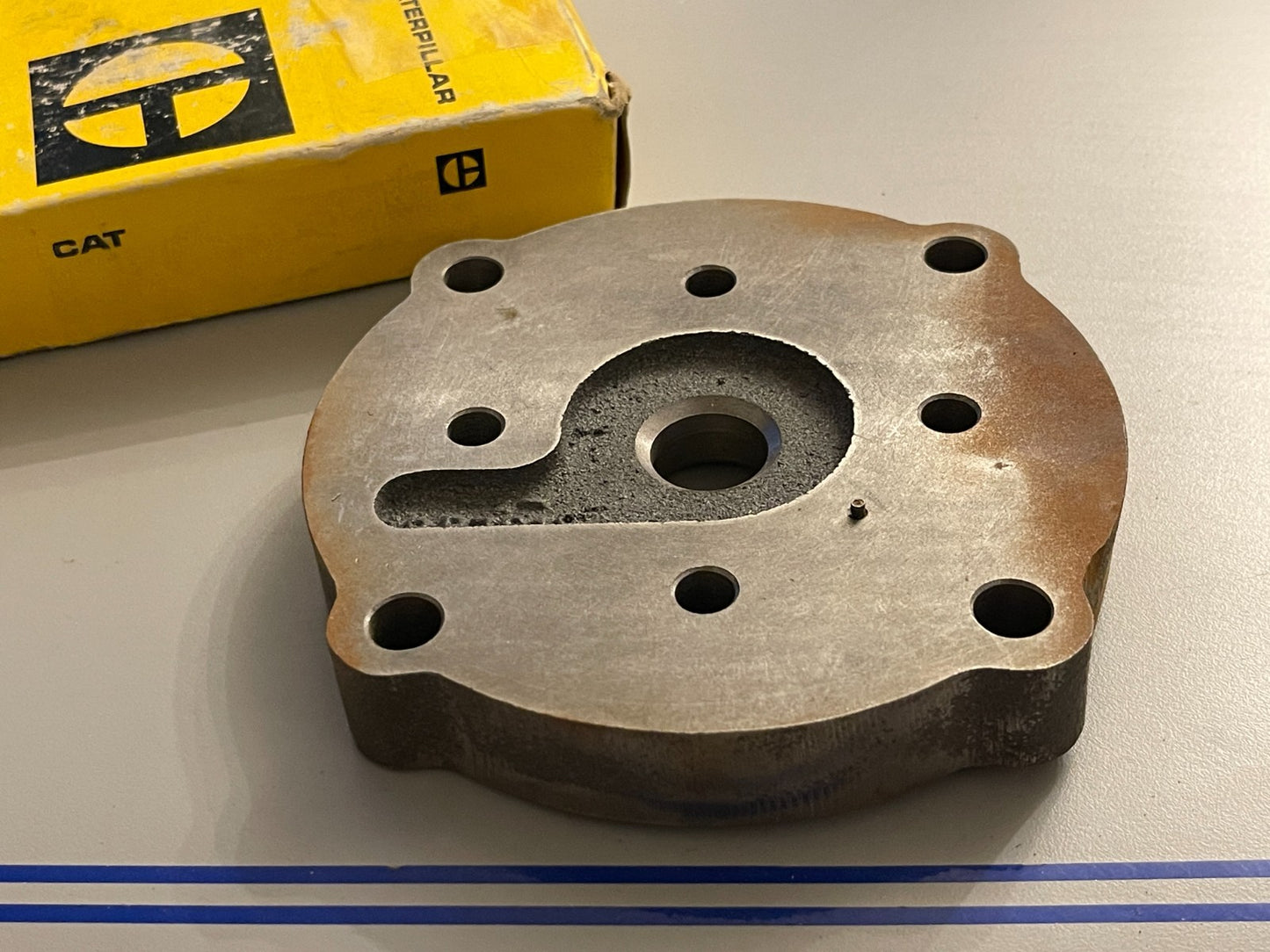 NEW OEM 8P-7613 CAT Caterpillar Plate 0720