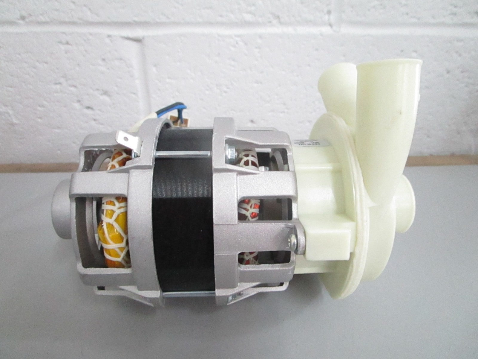 *NEW OEM* 0820 Whirlpool Pump Motor WPW10222074 W10222074