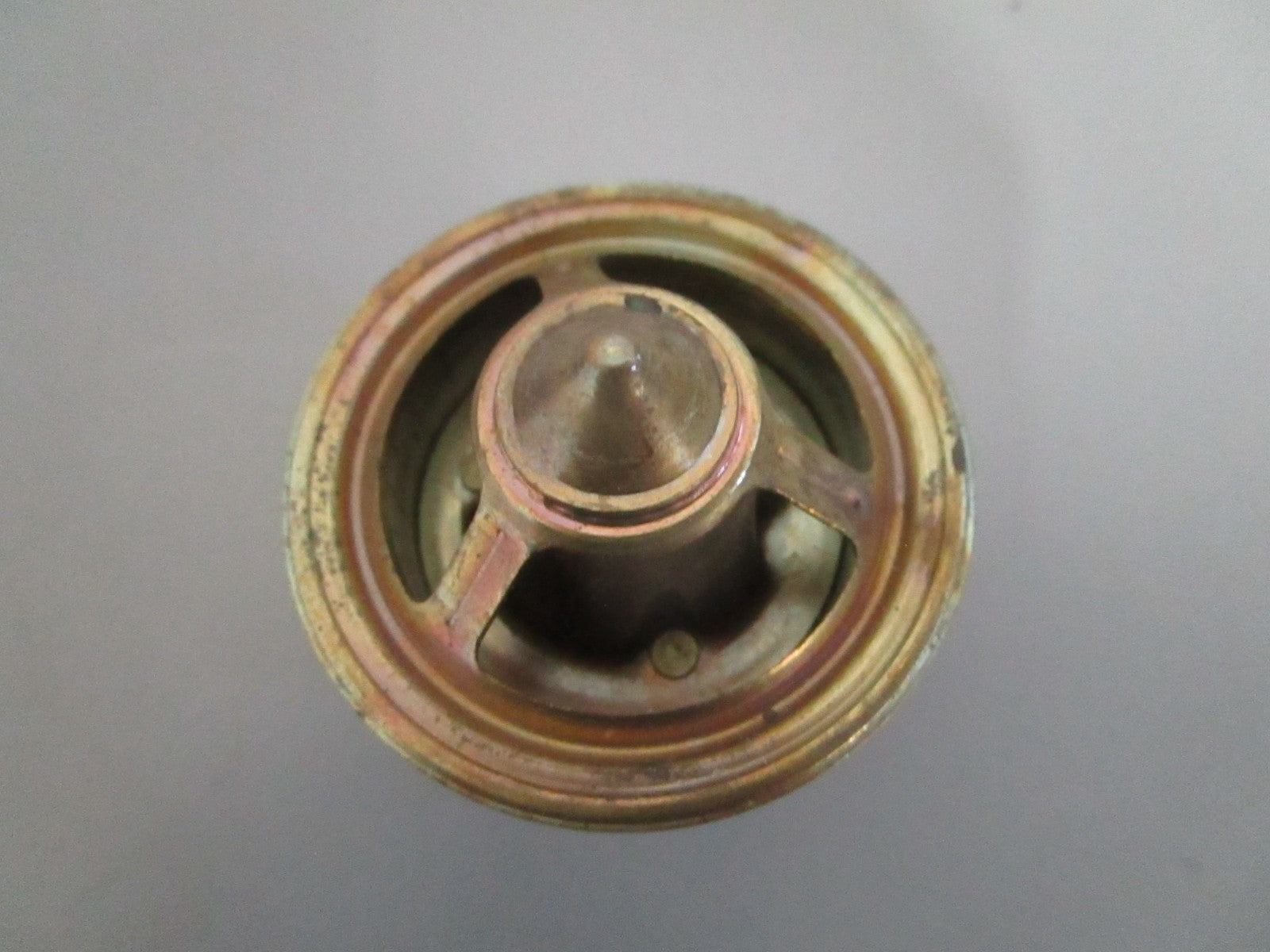 NEW OEM 418991 Volvo Penta Thermostat 0820