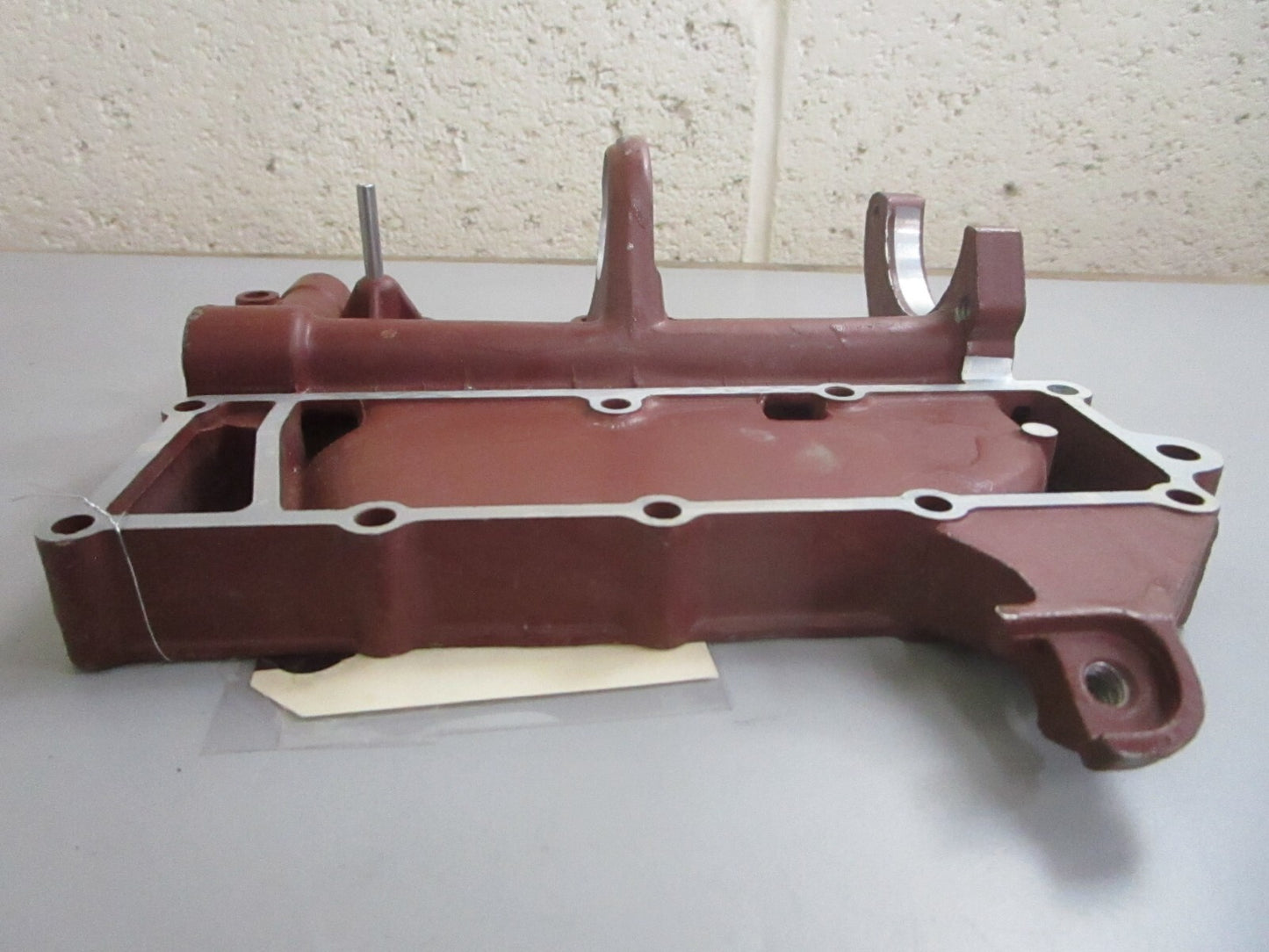 *NEW OEM* 0820 OMC Johnson Evinrude Exhaust Cover 379190 0379190 309803