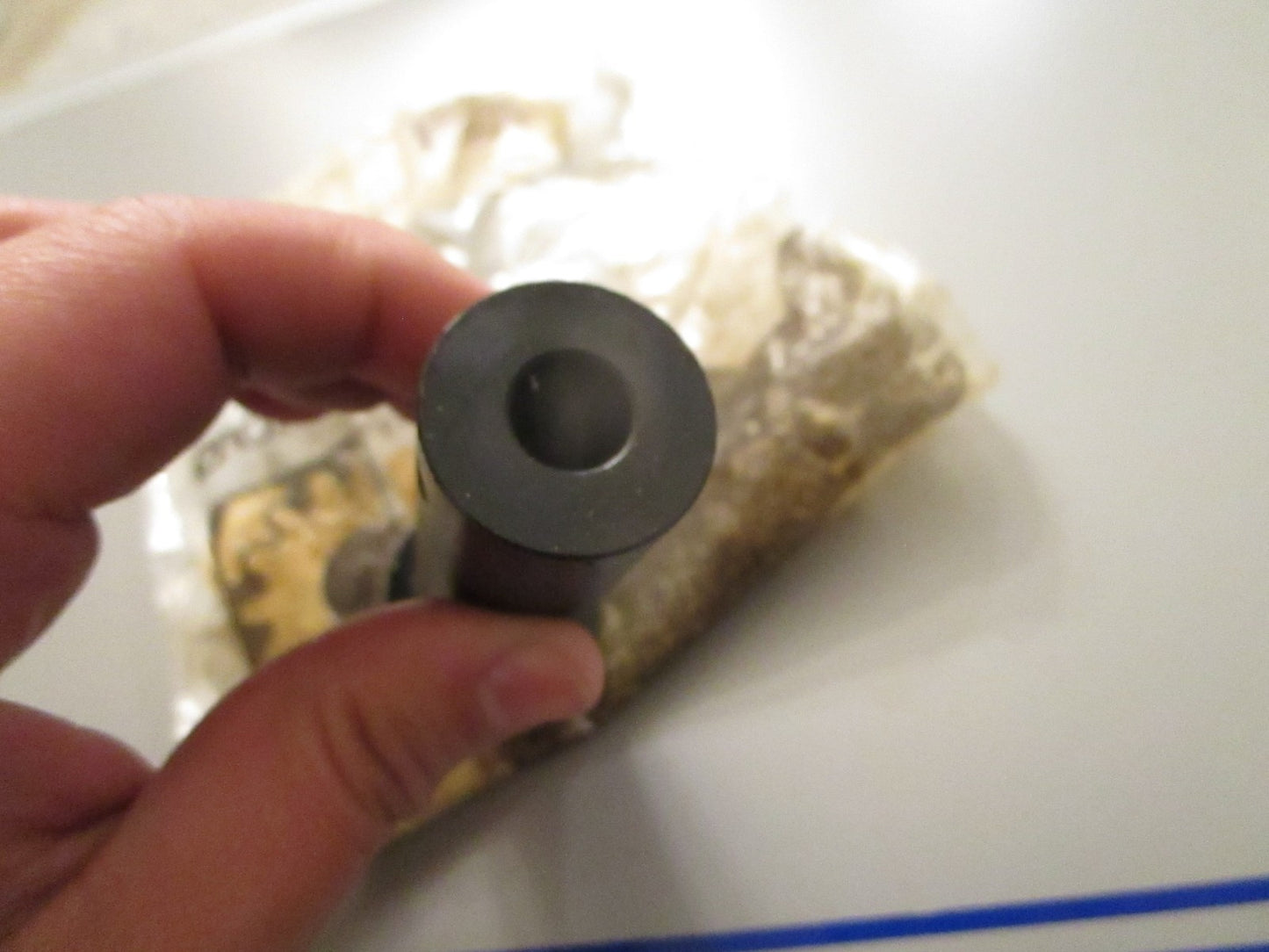 NEW OEM 119047 Crown Spring Ram 0720