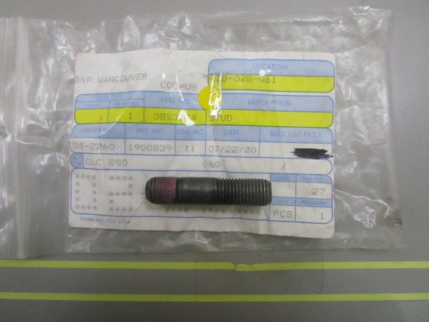 *NEW OEM* 0810 Volvo Penta Stud 3853274