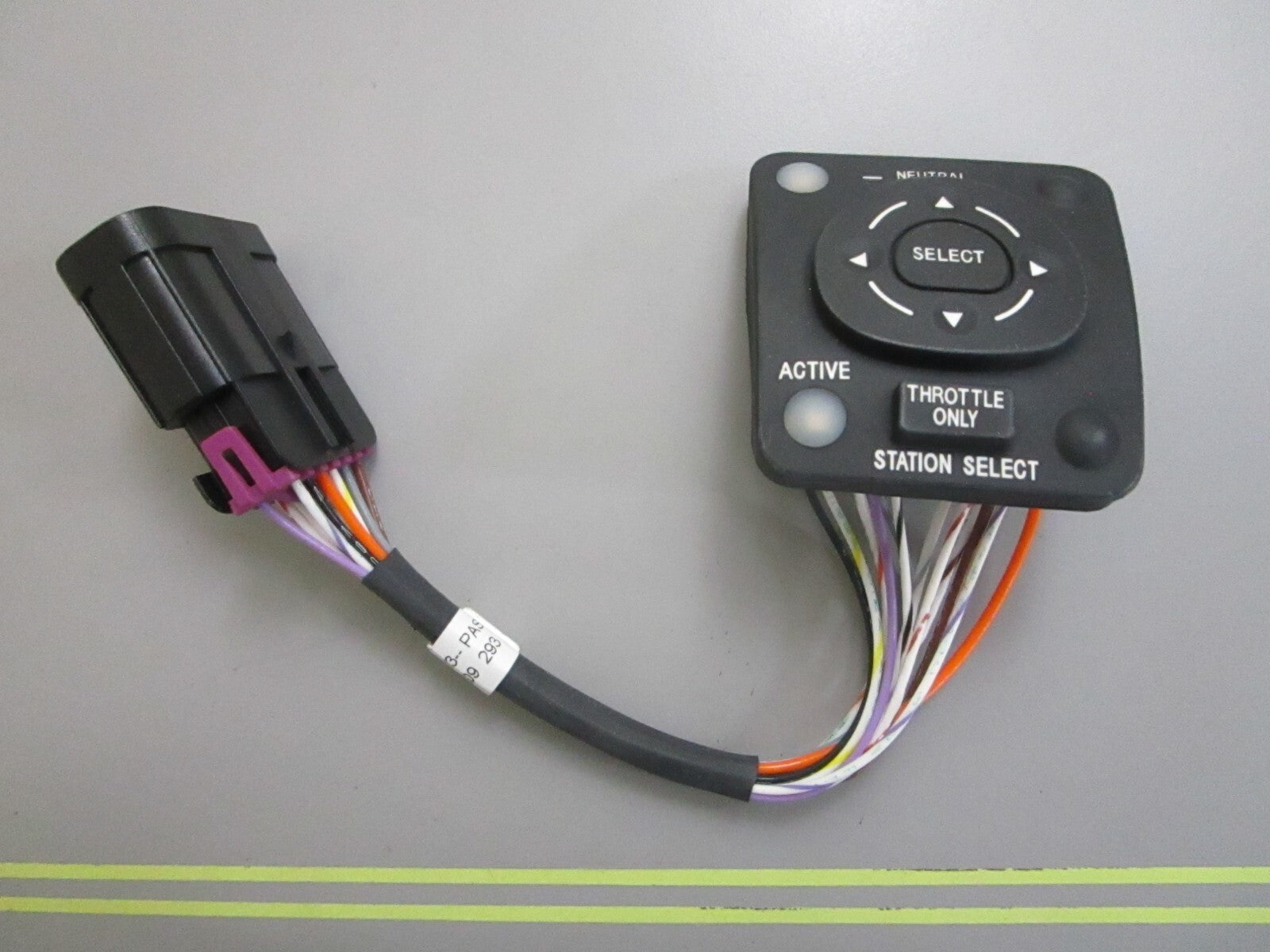 *NEW OEM* 0820 Mercury Quicksilver Single Engine Keypad Switch 895913T