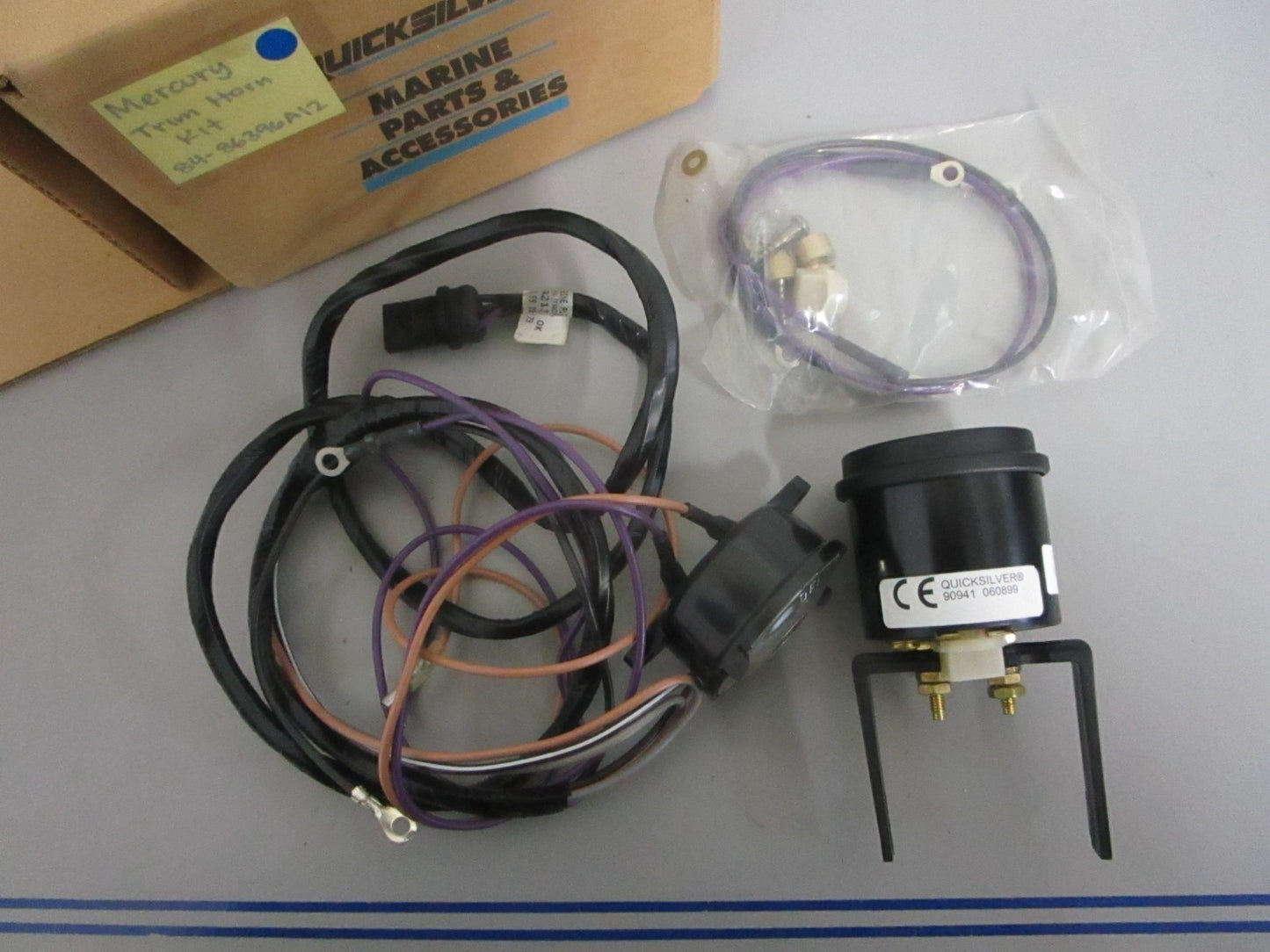NEW OEM 84-86396A12 Mercury Quicksilver Trim Horn Kit 0820