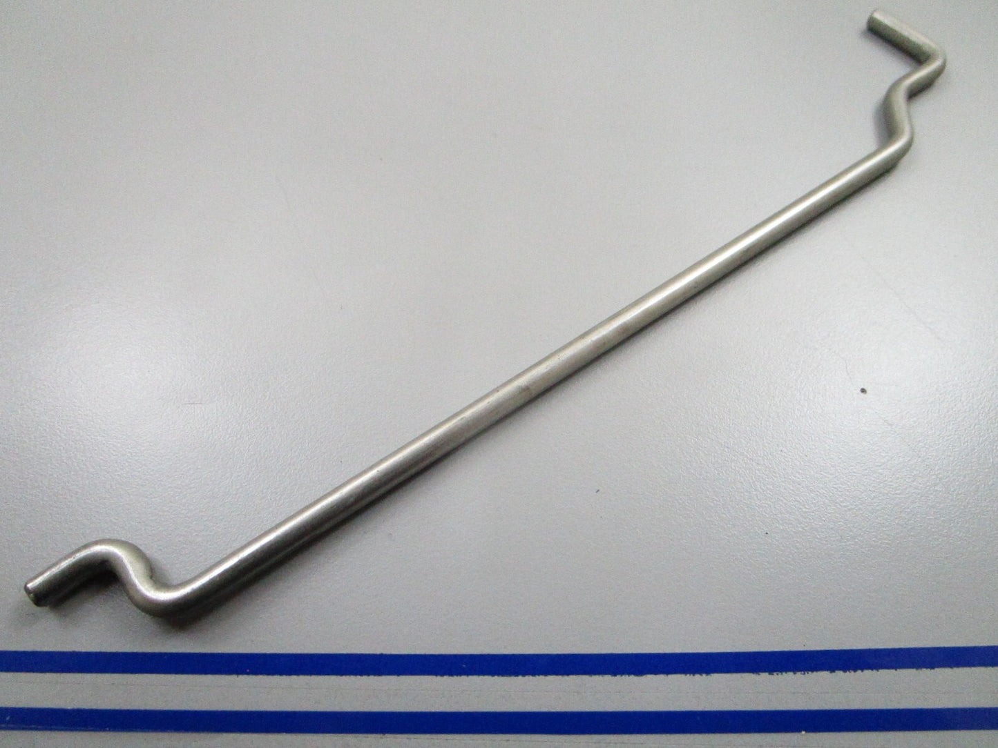 *NEW OEM* 0810 OMC Johnson Evinrude Link 338239 0338239