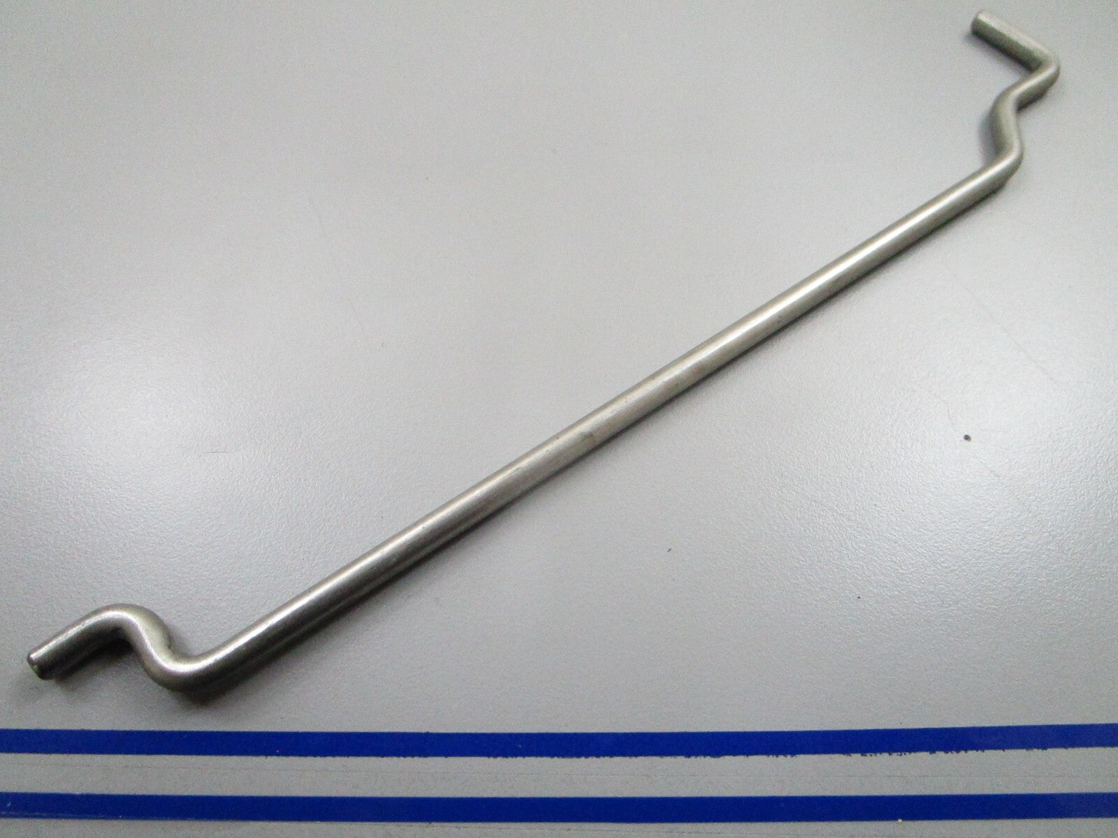 *NEW OEM* 0810 OMC Johnson Evinrude Link 338239 0338239