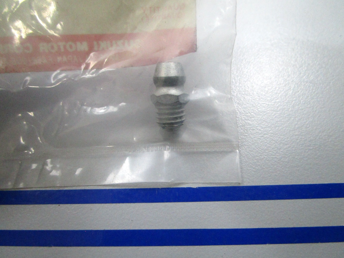 *NEW OEM* 0810 Suzuki Grease Nipple 22511-99010