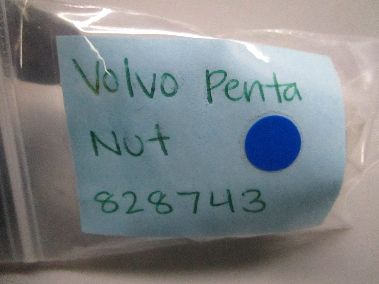 *NEW OEM* 0810 Volvo Penta Nut 828743