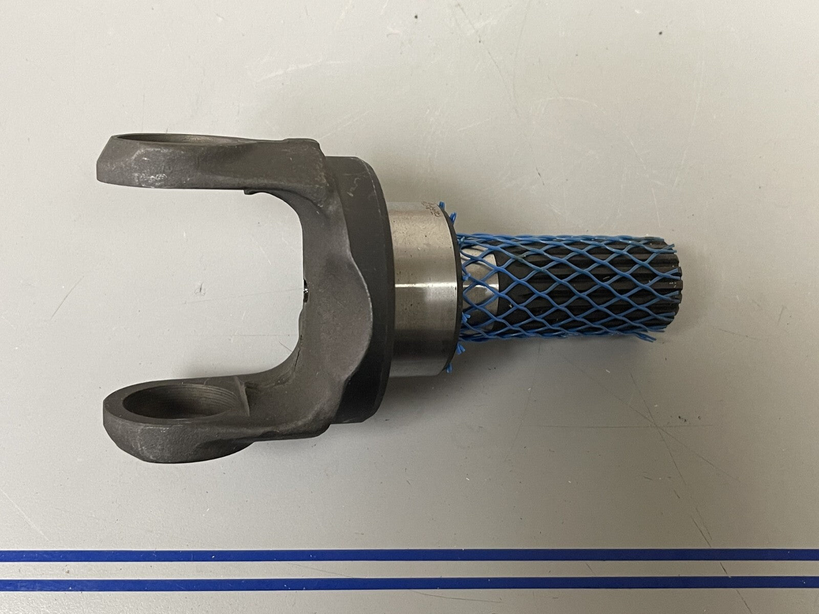 *NEW OEM* 0670 OMC Johnson Evinrude Stern Drive Cobra Yoke 3850814 03850814