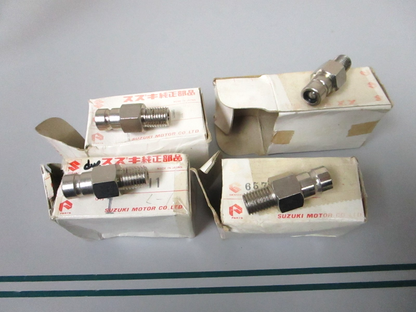 NEW OEM (LOT OF 4) 65720-98511 Suzuki Connector Plug 0810