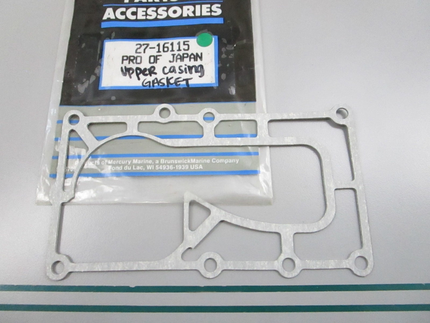 NEW OEM 27-16115 Mercury Quicksilver Upper Casing Gasket 0810