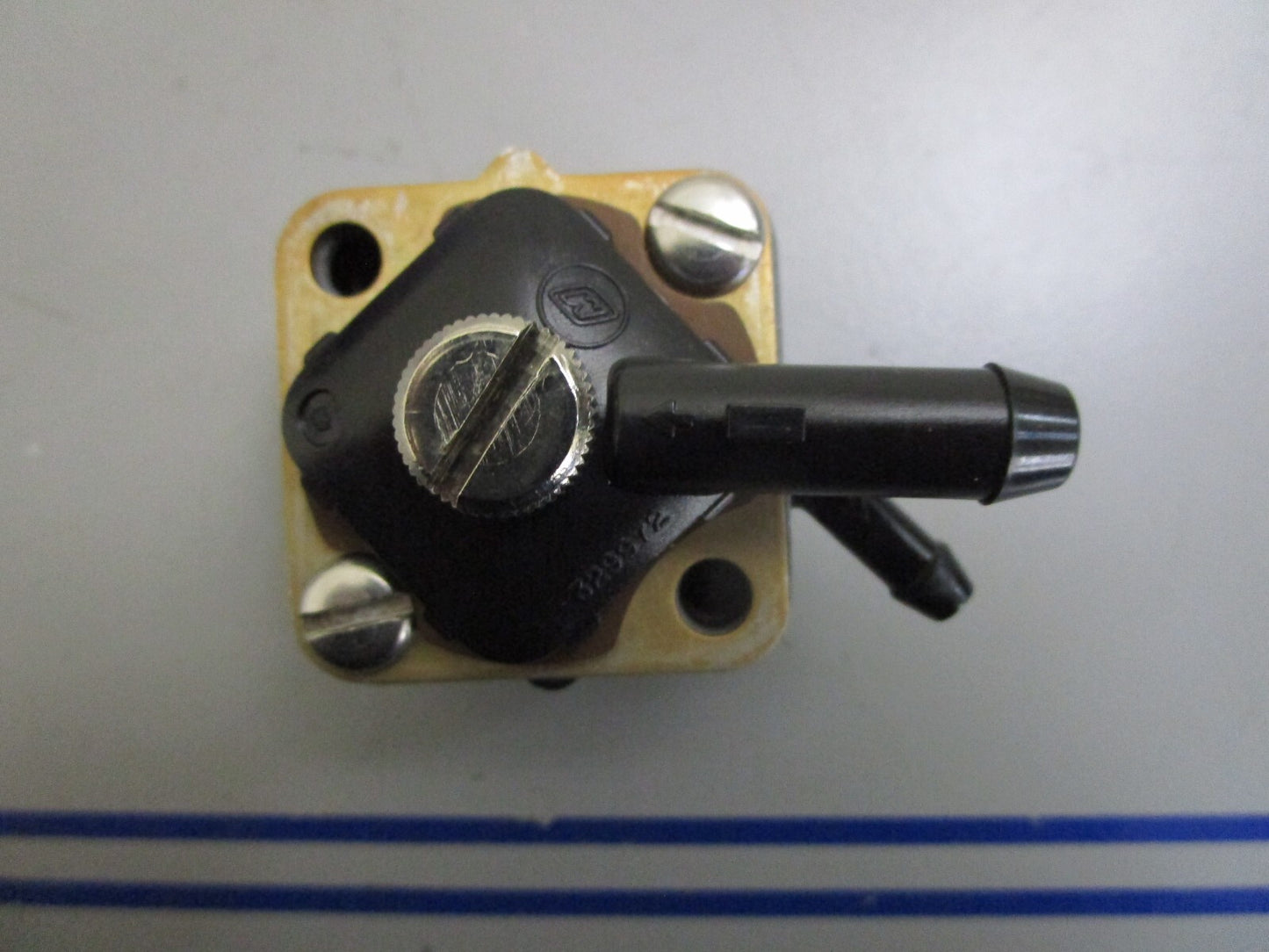 *NEW OEM* 0820 OMC Johnson Evinrude Fuel Pump Ay 397727 0397727