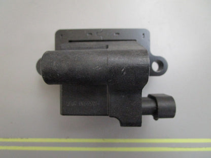 *NEW OEM* 0820 Volvo Penta Ignition Coil 3859078