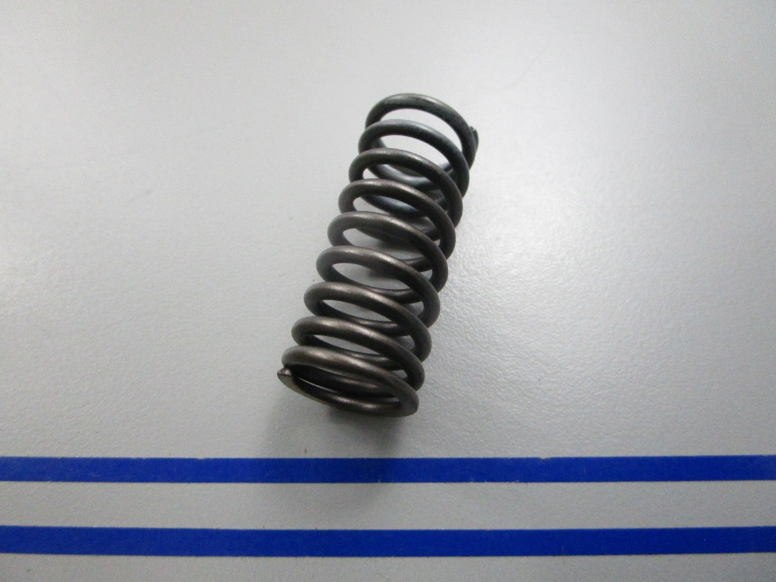 NEW OEM 4WM-12113-00-00 Yamaha Spring 0810